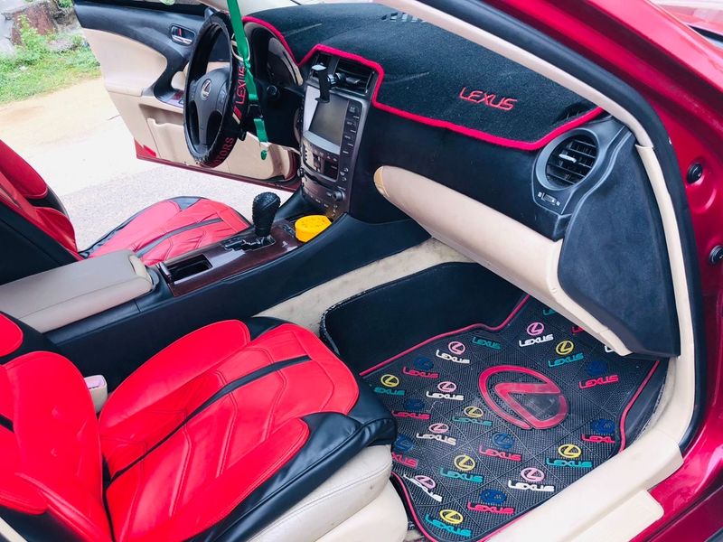 Main image of 2007 Lexus IS